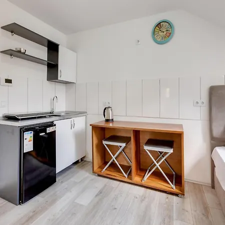 Urban Retreat, Cleaning Included