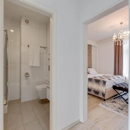 Urban Retreat, Cleaning Included *